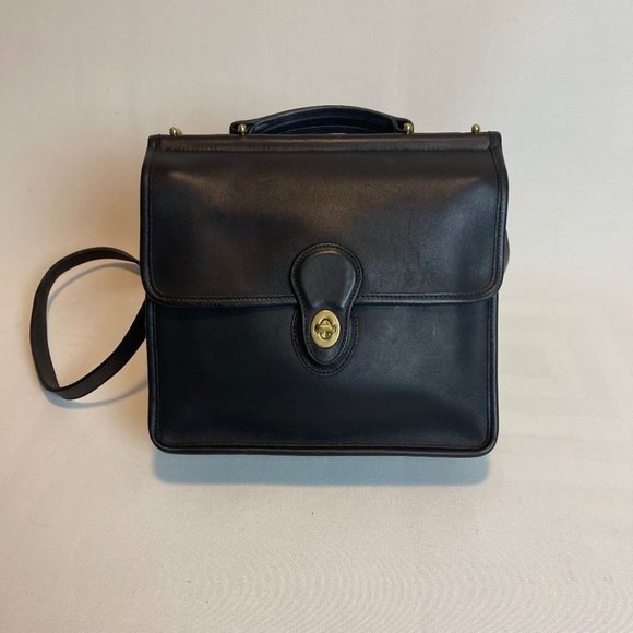Vintage Coach Willis Handbag In EUC